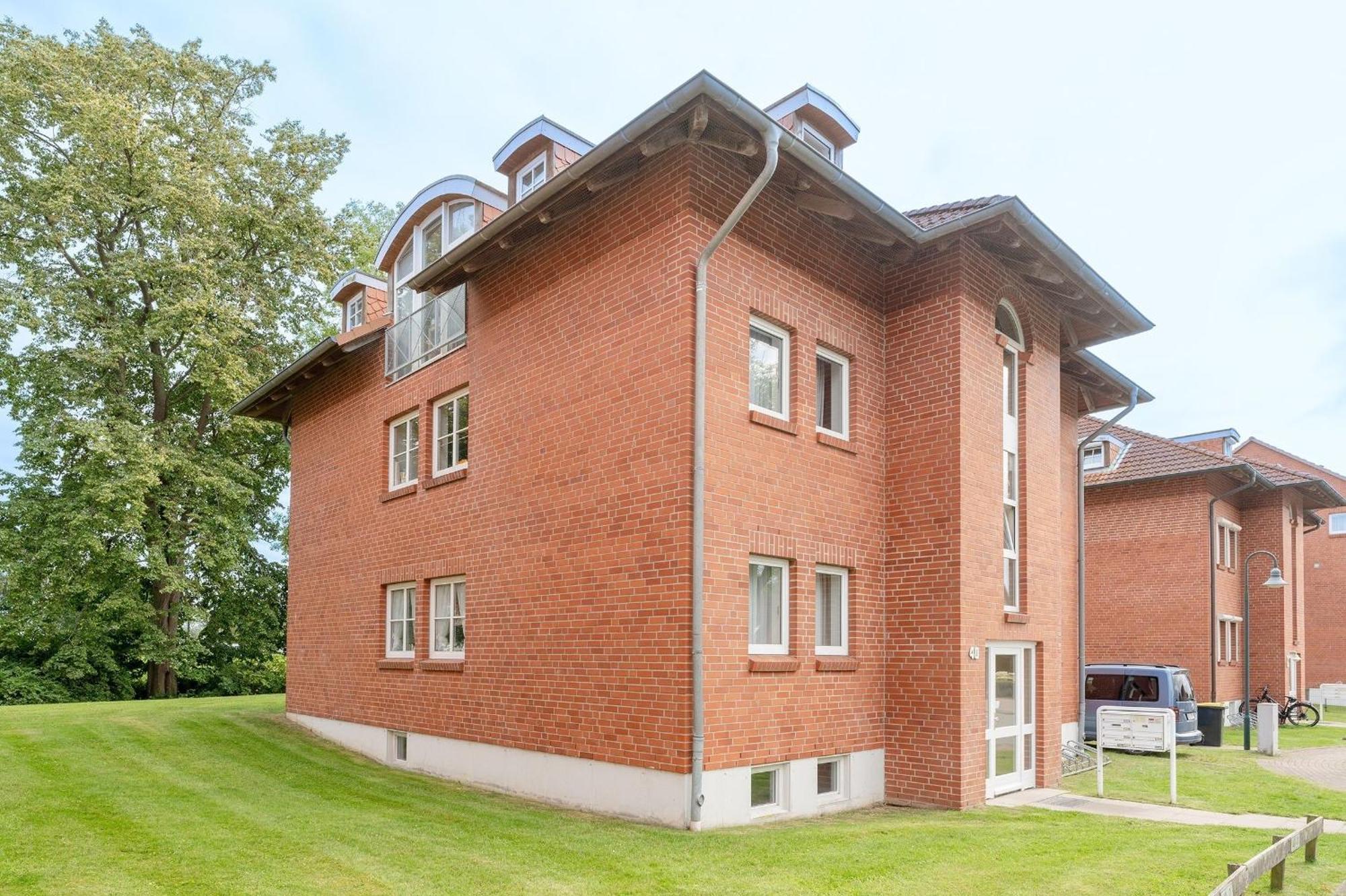 Ferienwohnung Ostseebutt Mit Terrasse Im Kaiserhof 2 Kellenhusen Bagian luar foto