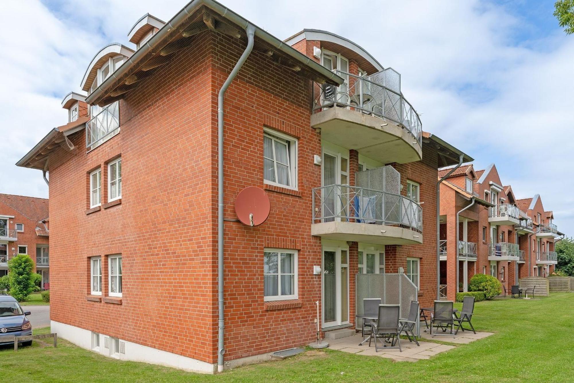Ferienwohnung Ostseebutt Mit Terrasse Im Kaiserhof 2 Kellenhusen Bagian luar foto